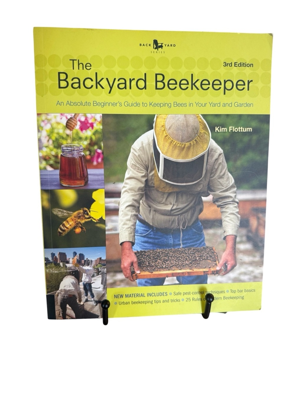 The Backyard Beekeeper 3rd Edition Kim Flottum Beginner Guide to Beekeeping PB